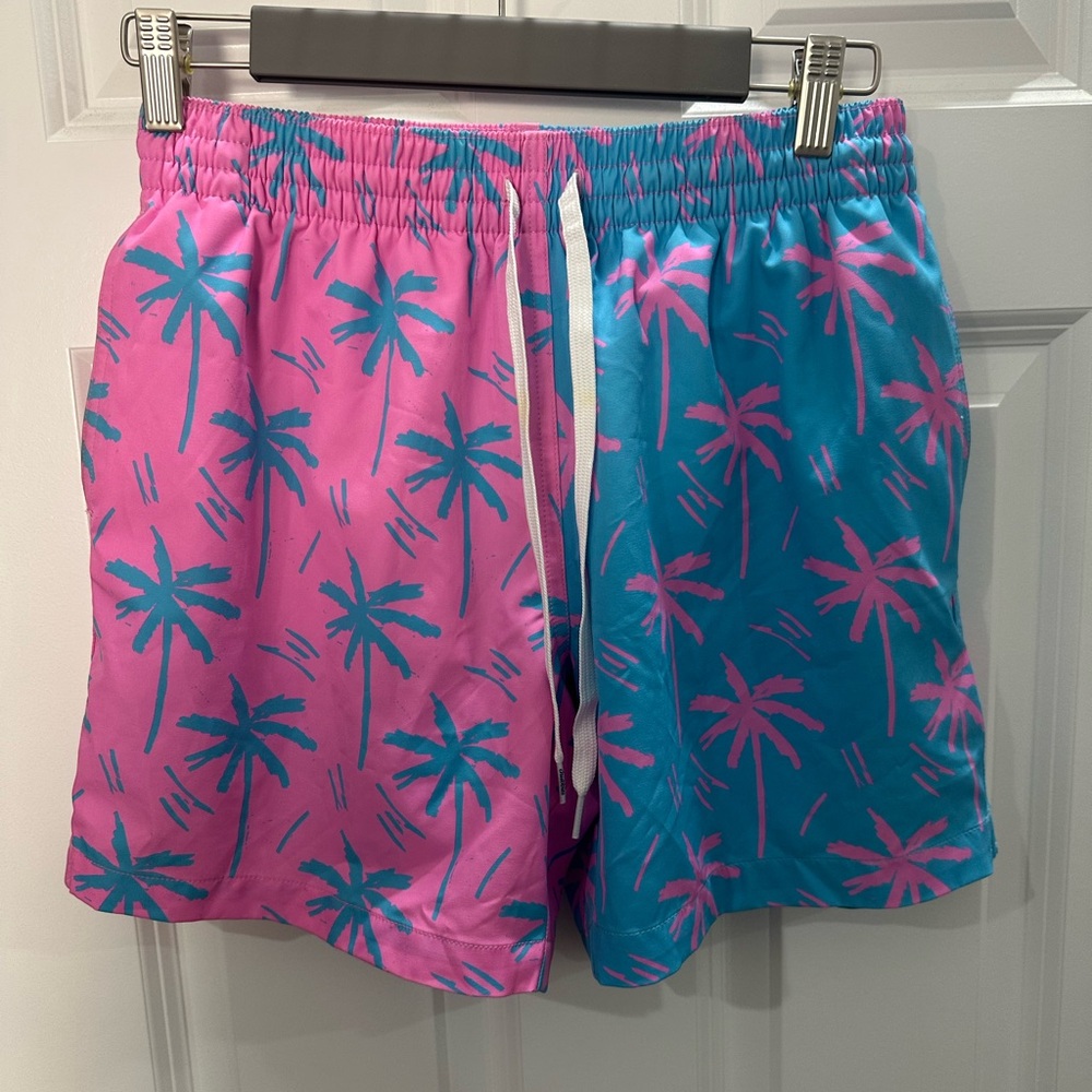 Chubbies Swim Trunks Shorts Pink Blue Palm tree Mesh Liner Mens Sz S 5" Inseam